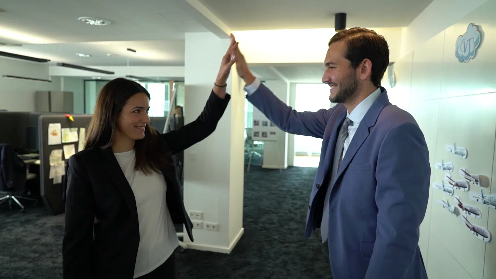 vlcsnap-2023-12-06-09h59m03s163